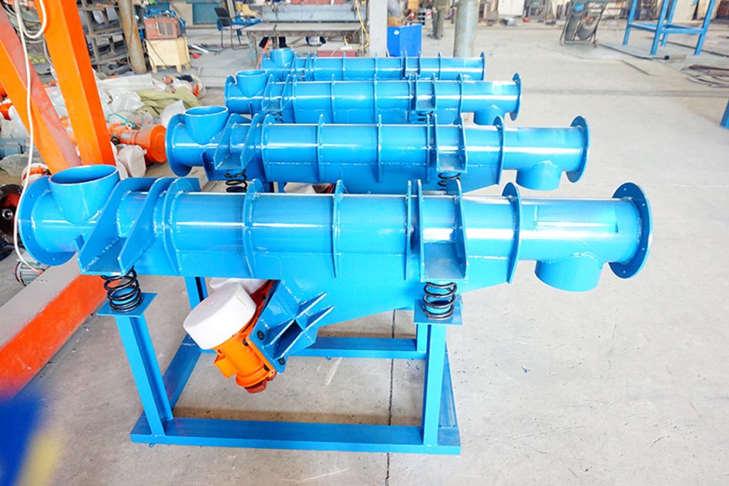 Tubular vibrating conveyor