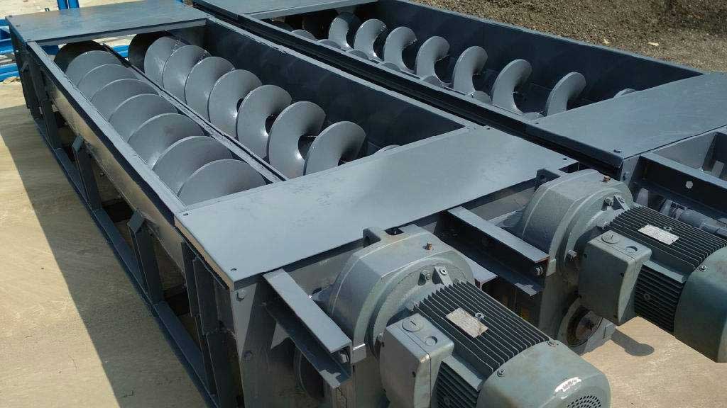 Screw conveyor