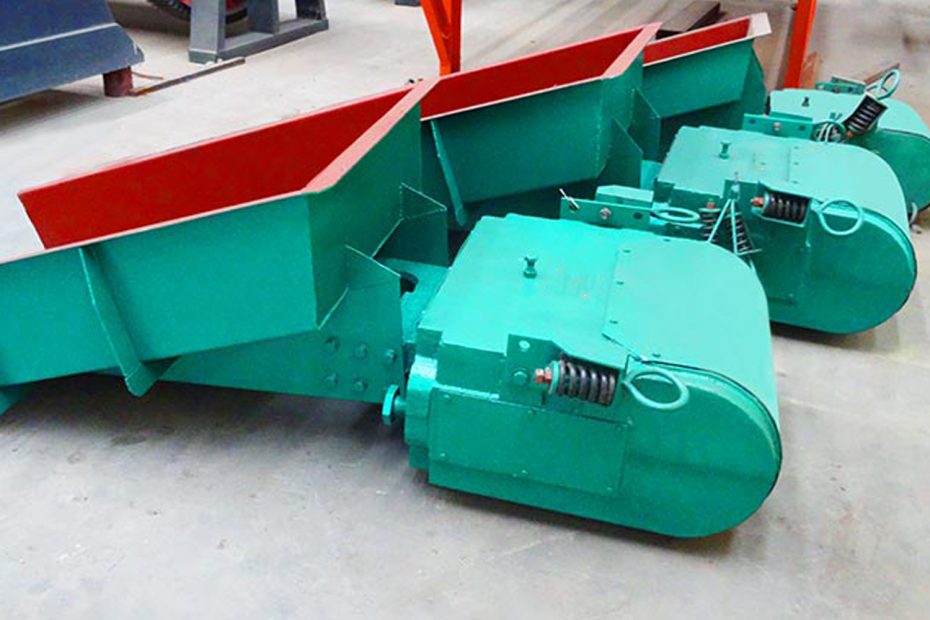 Vibrating feeder